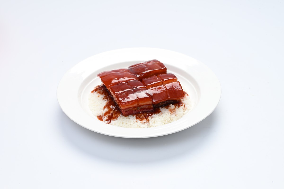 京都宴禧酒店招牌红烧肉配米饭实拍